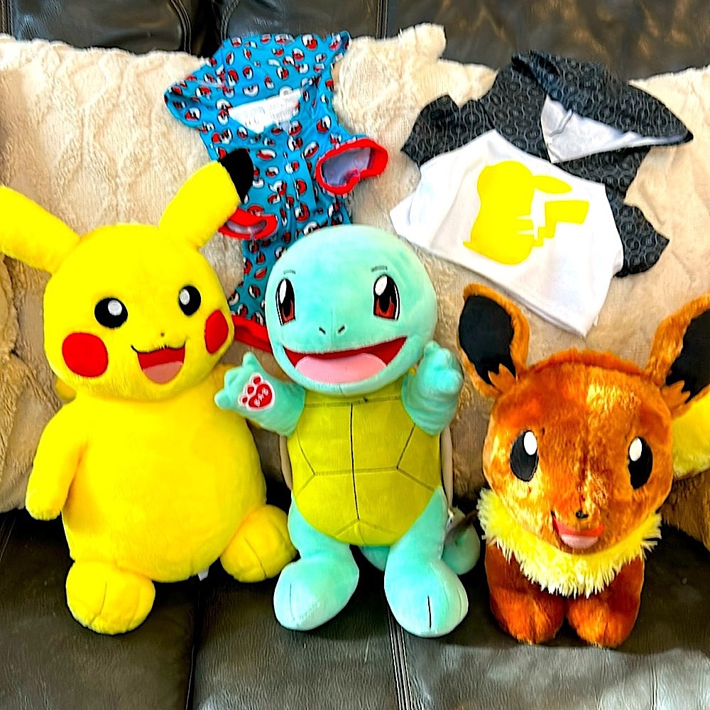 3 pokemon Build a Bear Eevee, talking Pikachu,& Squirtle plushie toy+ 2 outfits
